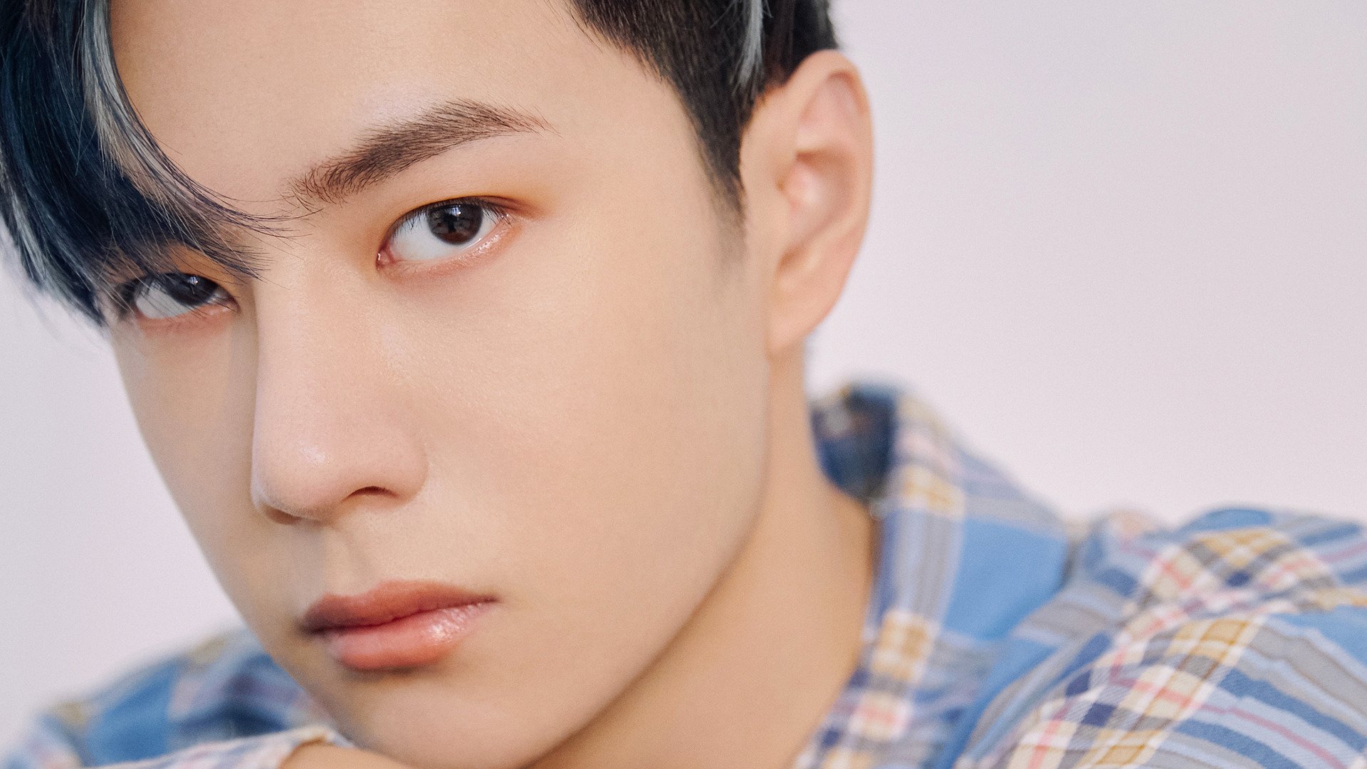 中国女篮赛季表现突出 球迷支持热烈，中囤女篮