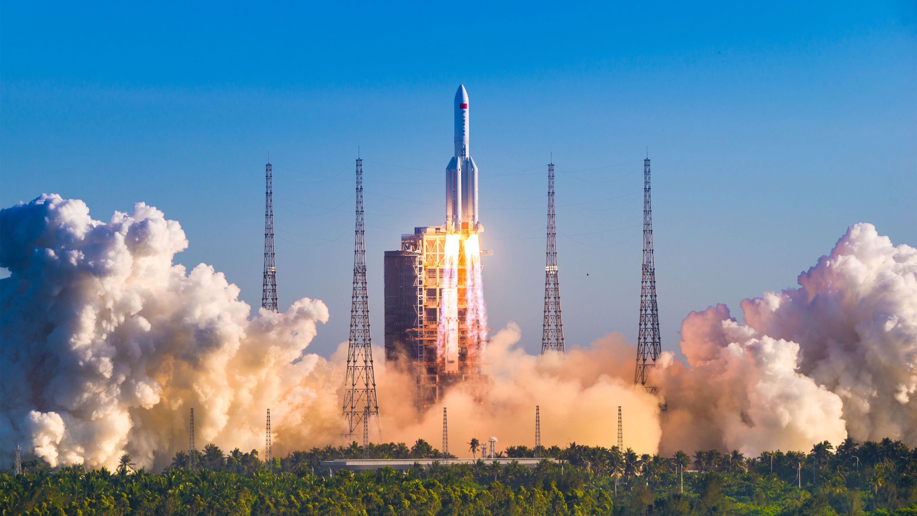 中国男篮海外拉练期间全胜 士气高涨，海外打球的中国篮球