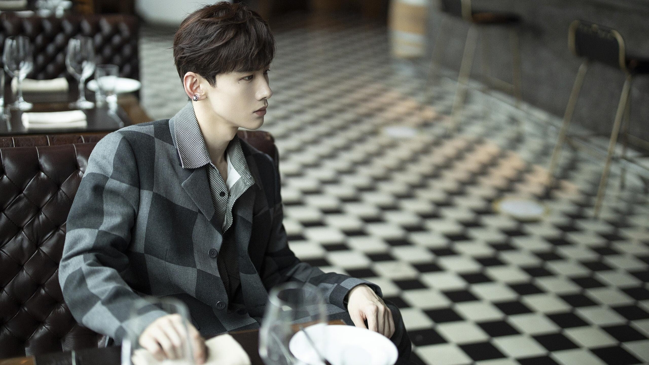 开云网页版登录入口-法国队接力发挥稳定赢得掌声不断，法国队训练